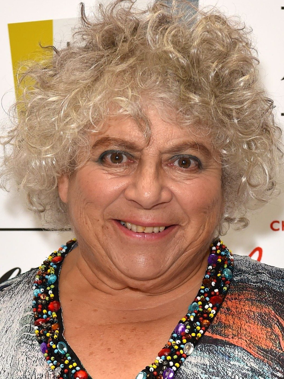 How tall is Miriam Margolyes?